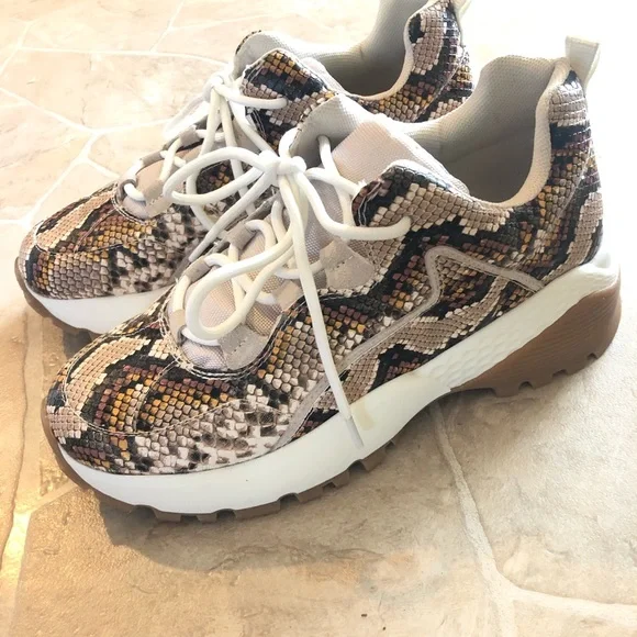 Steve Madden faux Snakeskin Sneakers - Picture 7 of 7